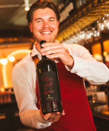 584537315_122374780802208033_8832382475366300568_n